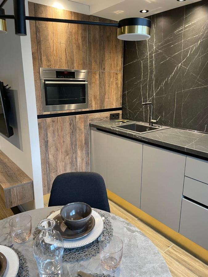 Siauliai 'Four Sisters' Apartment Ngoại thất bức ảnh